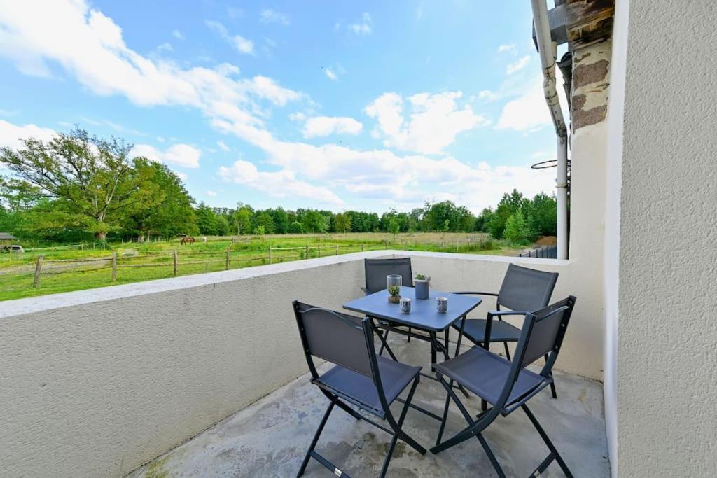 L'Evasion En Pierre Piscine Et Etang Prive Villa Sevremoine Eksteriør billede