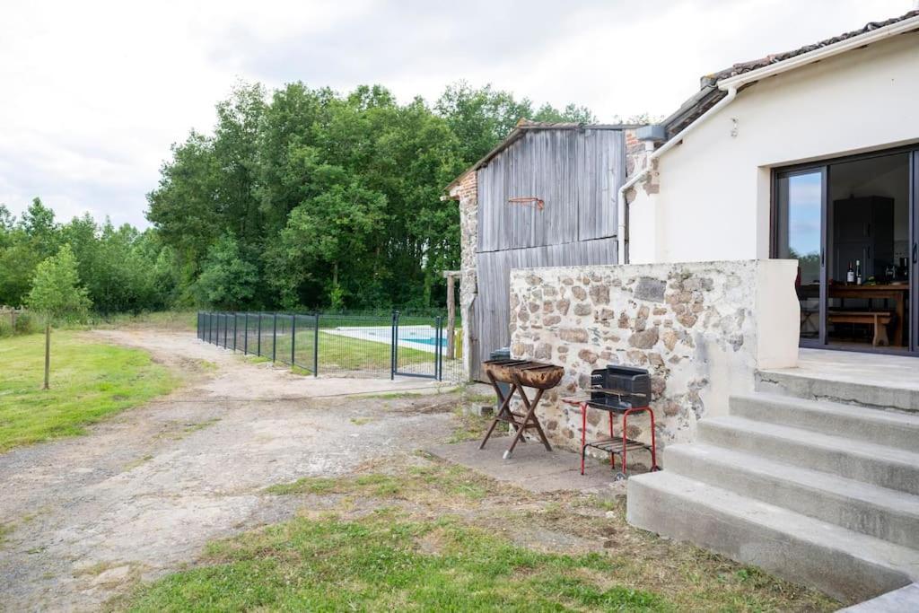 L'Evasion En Pierre Piscine Et Etang Prive Villa Sevremoine Eksteriør billede