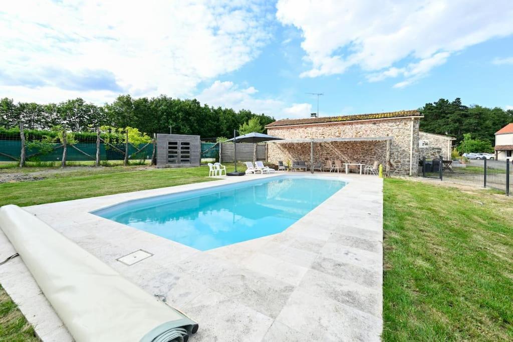 L'Evasion En Pierre Piscine Et Etang Prive Villa Sevremoine Eksteriør billede